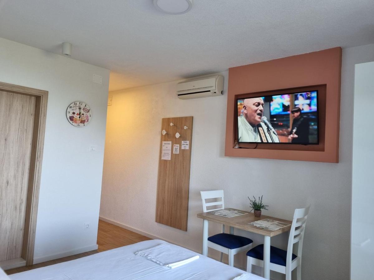 Guesthouse Dominovic Brela Luaran gambar