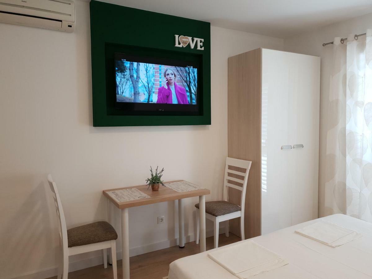 Guesthouse Dominovic Brela Luaran gambar