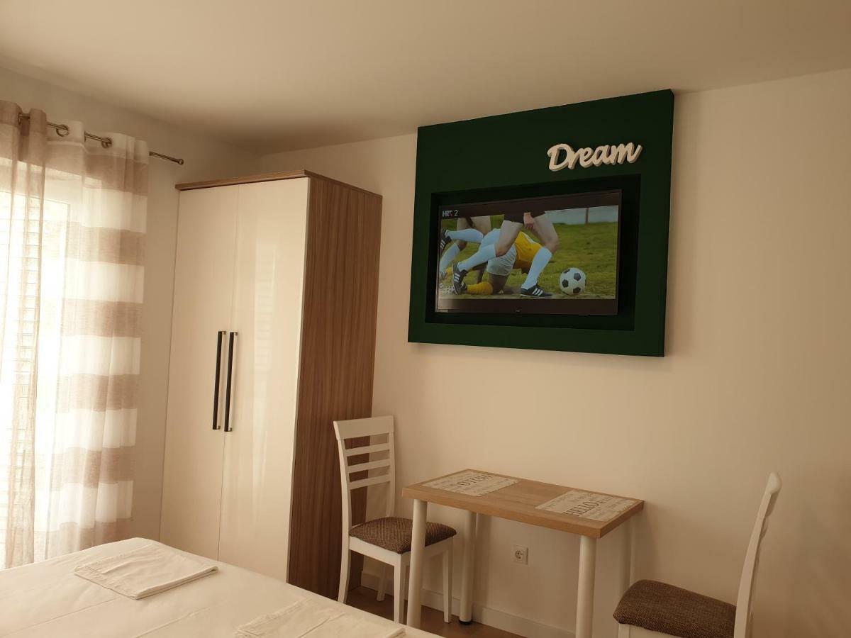 Guesthouse Dominovic Brela Luaran gambar