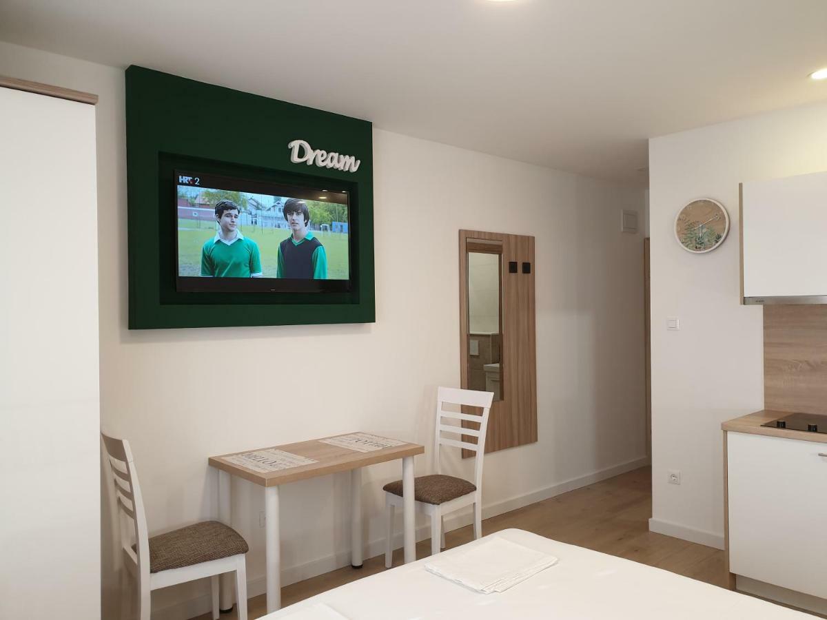 Guesthouse Dominovic Brela Luaran gambar